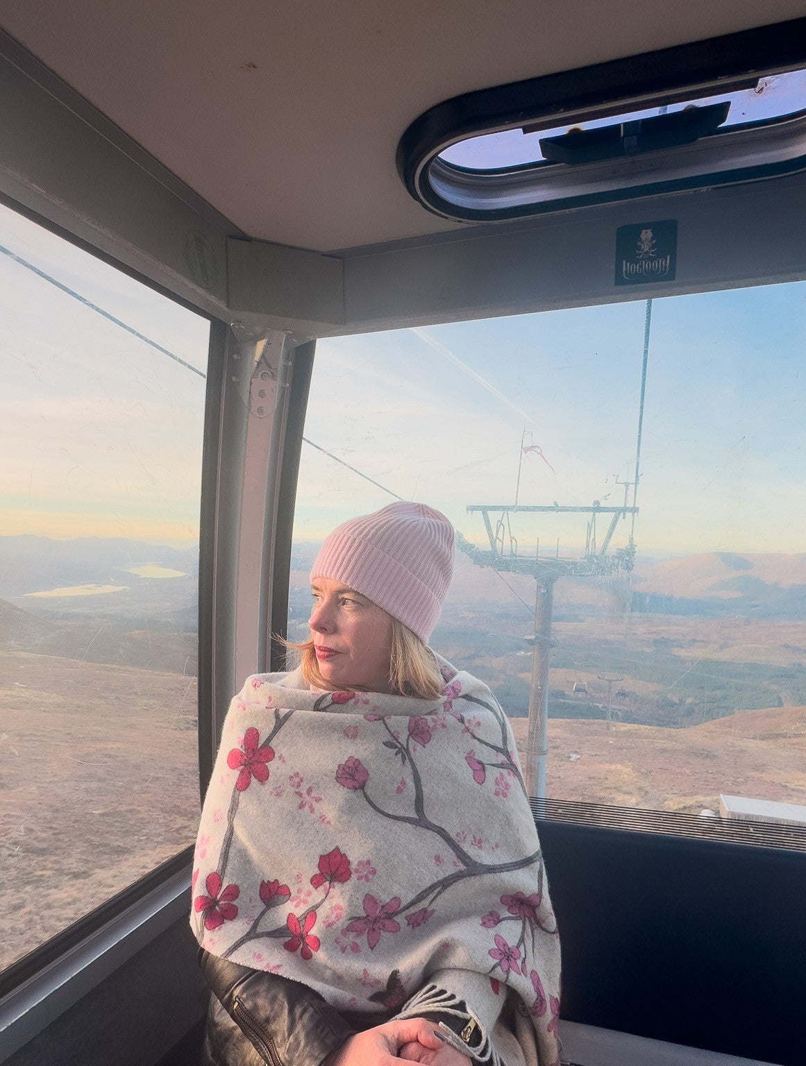 Unisex Cashmere Ribbed Beanie Hat - Baby Pink